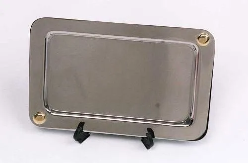bandeja-rectangular-de-acero-inoxidable-con-aplique-boton-nevey