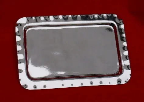 bandeja-rectangular-de-acero-inoxidable-cincelada-en-gajos-nevey