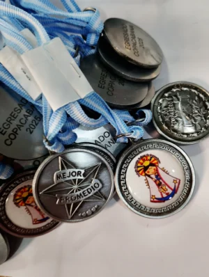 Medallas de Hierro Grabadas con Dome y Grabado