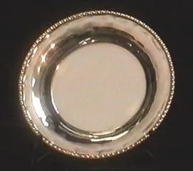 plato-redondo-cincelado-con-moldura-perle-alpaca-nevey