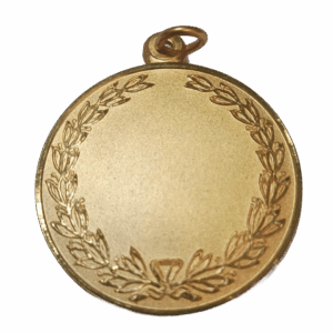 Medallón circular 55mm con relieve de corona de laureles y pasa cinta incorporado.